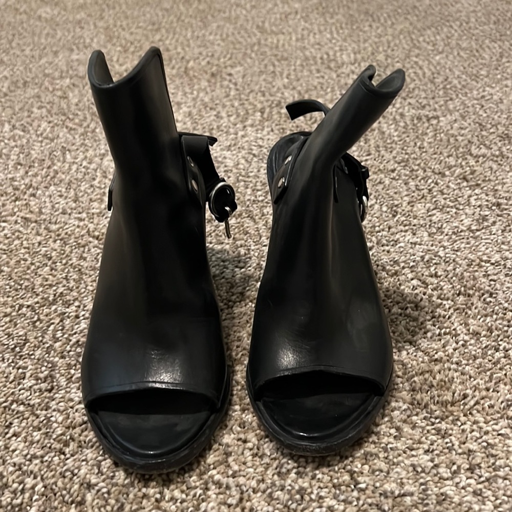 Rag and bone peep toe heel